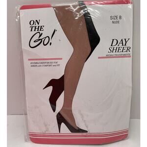 On the go Day Sheer Pantyhose Size B Medium Nude NEW sealed